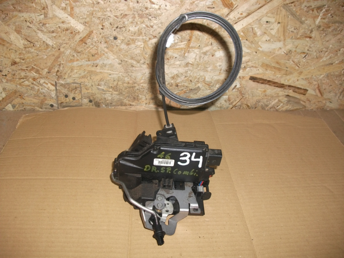 Incuietoare usa spate  dreapta pentru AUDI A6C5, cod 4B0839016G [1]