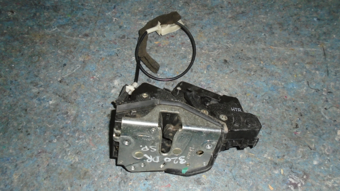 Incuietoare usa spate dreapta pentru bmw SERIA 3 E46, cod 8196034, HTR034 [2]