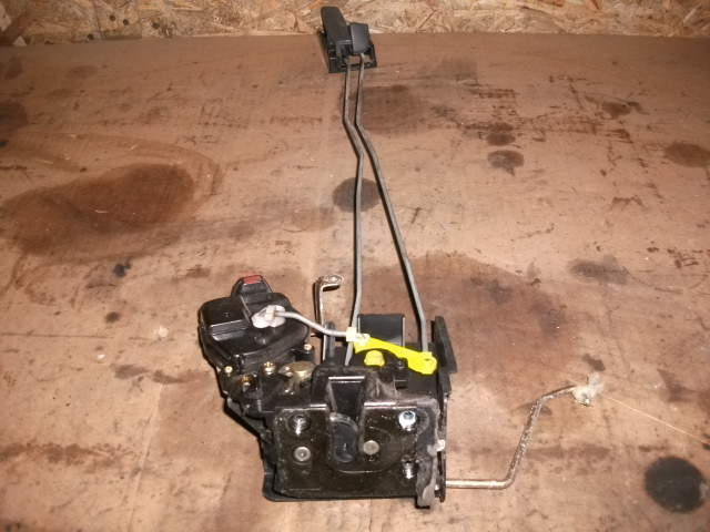 Incuietoare usa SPATE dreapta pentru KIA RIO JB, cod 83623-JB000 [2]