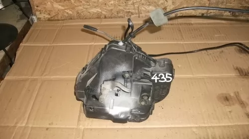 Incuietoare usa Spate Dreapta pentru Mercedes E-class W211, cod 2117300635 [1]