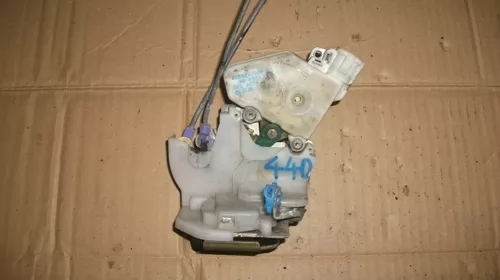 Incuietoare usa Spate Dreapta pentru Nissan X-Trail T30, cod 805524U300 [1]