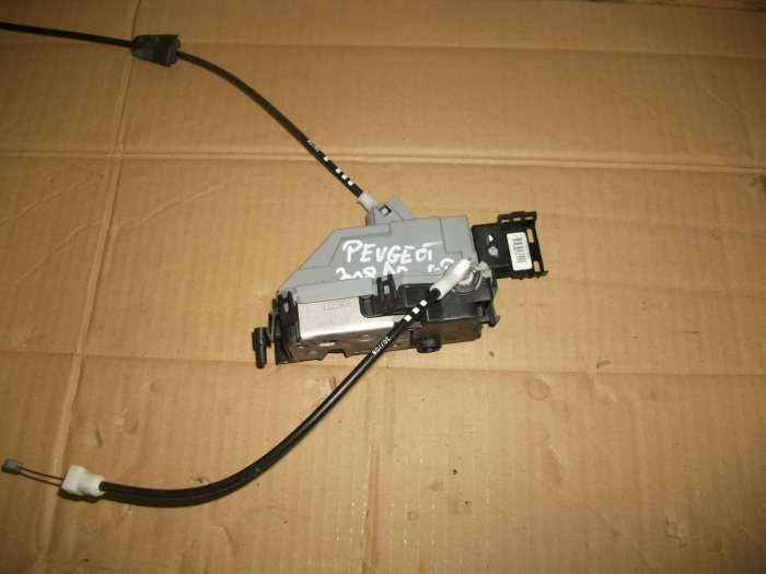 Incuietoare usa spate dreapta pentru Peugeot 308 I, cod 567164 [2]