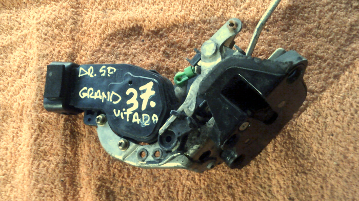 BROASCA USA DREAPTA SPATE SUZUKI GRAND VITARA 1 FT 4X4 FAB. 1998 - 2005 [1]