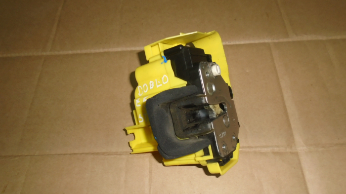 Incuietoare usa spate stanga / culisanta , pentru FIiat Doblo 2, cod 51831938 [2]