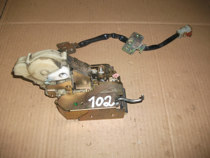 Incuietoare usa SPATE Stanga pentru HONDA CR-V 2 [1]