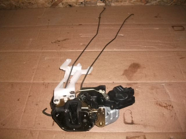 Incuietoare usa spate stanga pentru Hyundai SANTA FE 1 [2]