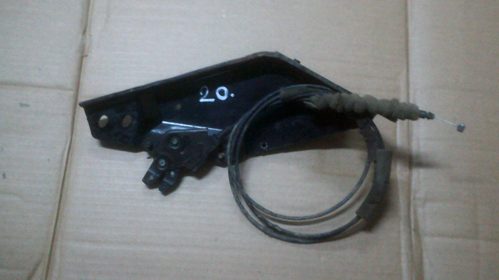 Broasca, incuietoare partea de jos usa culisanta stanga Mazda 5 CR [2]