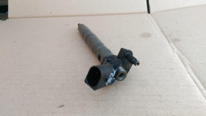Injector pentru Audi A6 C6, motorizare 3.0 diesel, cod 059130277AH   ,   0445115052 [2]