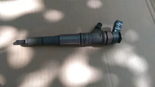 Injector pentru BMW Seria 3 E90, motorizare 2.0 diesel, cod 7794435 , 0445110209 [1]