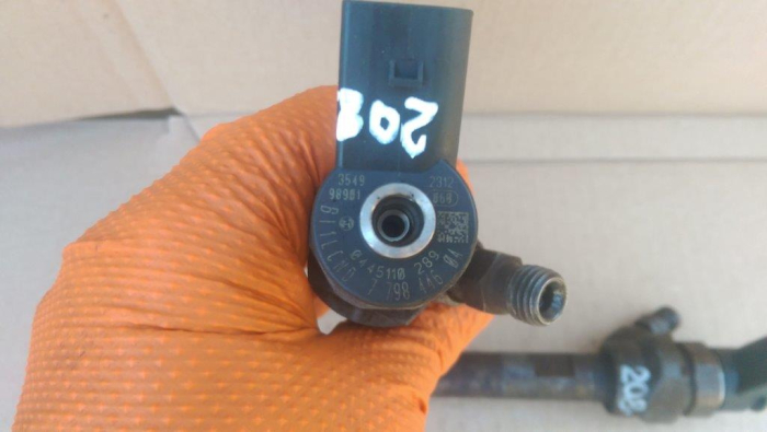 Injector BMW Seria 5 E60 E61, Seria 3 E90 E91, Seria 1 E81 E87, 2.0 d N47, 779844604, 0445110289, an 2007-2011 [4]