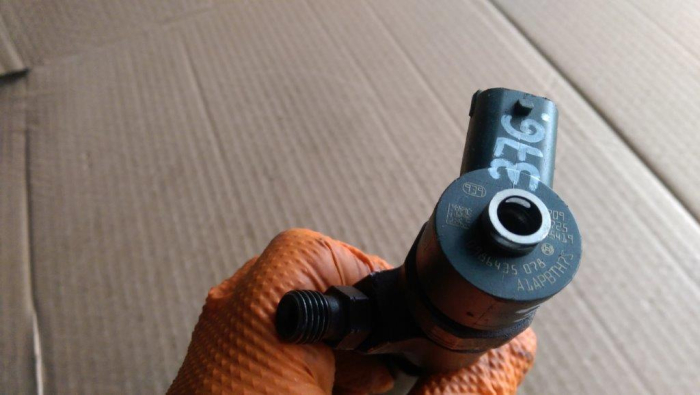 Injector pentru Fiat Doblo 1, motorizare 1.3 diesel, cod 0986435078 [4]