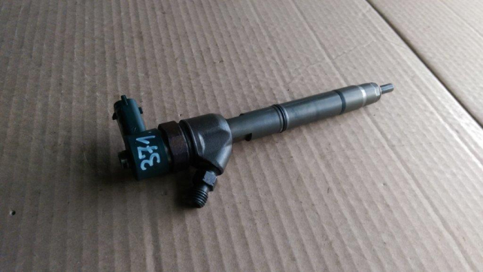 Injector pentru Kia Ceed ED, motorizare 1.6 diesel, cod 0445110256   ,   33800-2A400 [3]