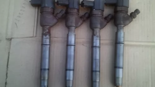 Injector pentru Kia Ceed ED, motorizare 1.6 Diesel, cod 33800-2A900 , 0445110320 [2]