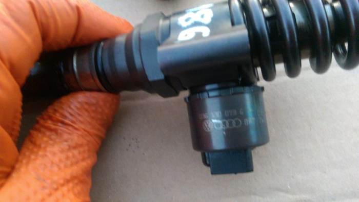 Injector VW Golf 5, 2.0tdi, 03G130073G, 0414720404, PDB027, an 2003-2009 [3]