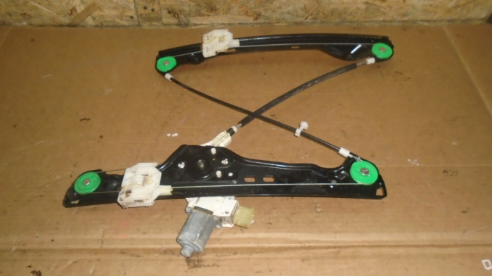 Macara geam fata dreapta pentru BMW Seria 3 E91, cod 6927028/7060266S/7140588E [2]