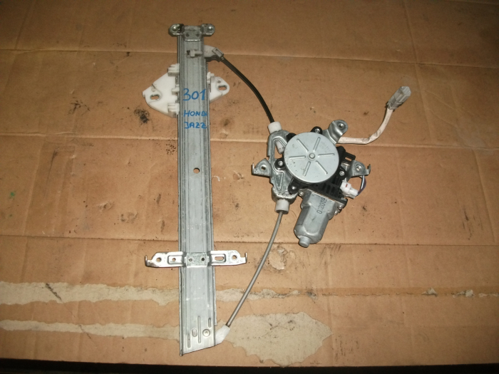 Macara geam spate dreapta pentru Honda Jazz gd/ge [1]