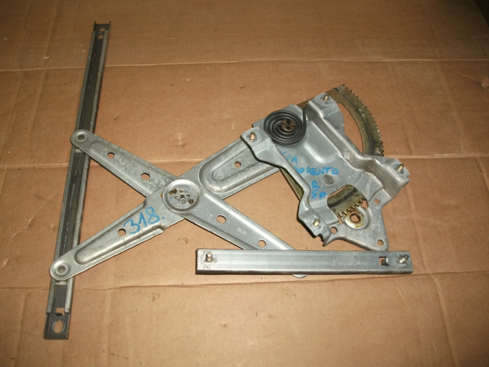 Macara geam spate dreapta pentru kia Sorento BL, cod 83460-3E000 [1]