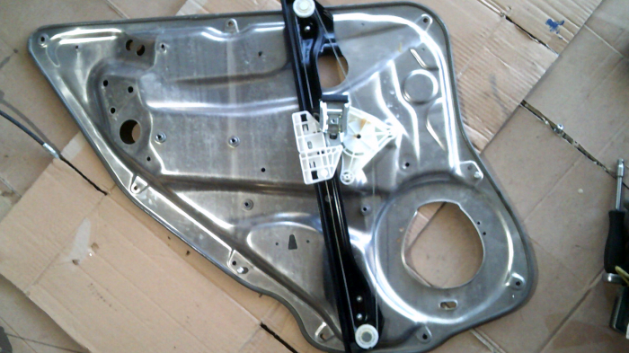 Macara geam spate dreapta pentru Mercedes C-Class W204, cod 981702100/911787-100 [2]