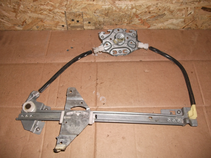 Macara geam spate dreapta pentru Peugeot 307 , cod 115280 [2]