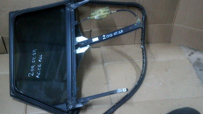Macara geam spate stanga pentru Audi A6C6 , cod 4F0839461B [1]