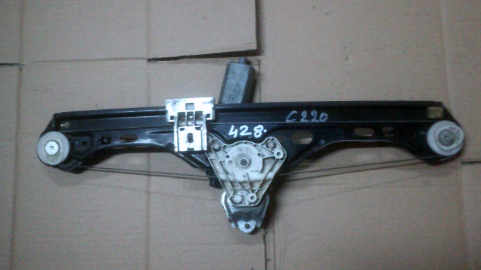 Macara geam spate stanga pentru Mercedes C-Class w203, cod A2038202942/104096 [2]
