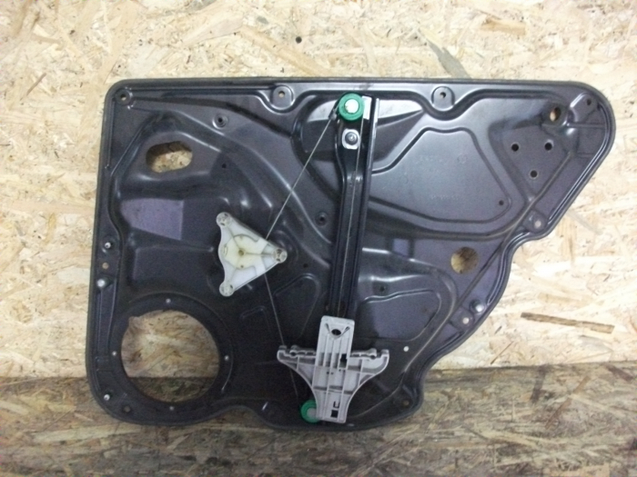 Macara geam spate stanga pentru Volkswagen Passat B6, cod 3C4839755H [2]