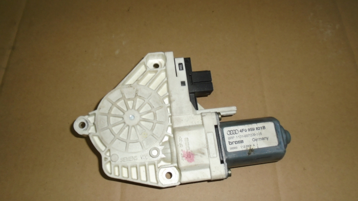 Motoras macara fata dreapta pentru Audi A6C6 , cod 4F0959801B [2]