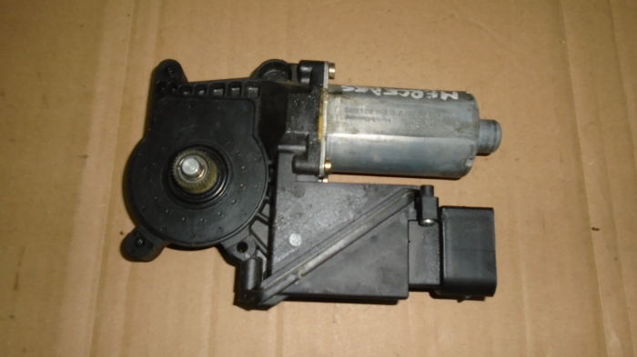 Motoras macara fata dreapta pentru Mercedes A-Class W168, cod 1688201142 [2]