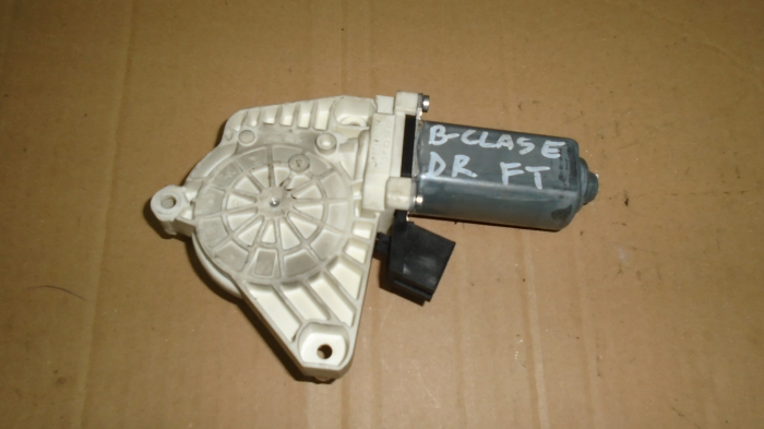 Motoras macara fata dreapta pentru Mercedes B-Class W245, cod A1698201842 [2]