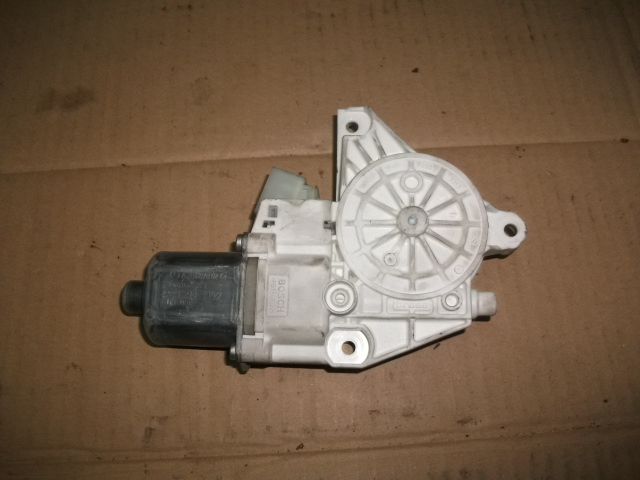 Motoras macara fata dreapta pentru mercedes c-class w204, cod A2048200242 [2]