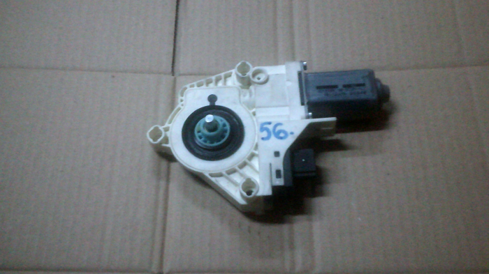 Motoras macara fata stanga pentru audi A4 B8, cod 8K0959801A [1]