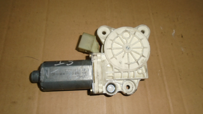 Motoras macara fata stanga pentru Mercedes E-class W211, cod A2118202942 [2]