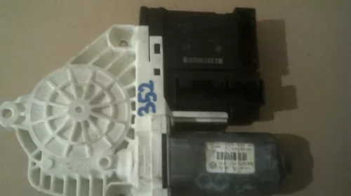 Motoras macara Fata Stanga pentru Volkswagen Passat B6, cod 1K0959792L [2]