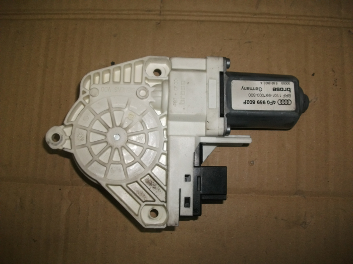 Motoras macara spate dreapta pentru audi A6 C6, cod 4F0959802F [2]