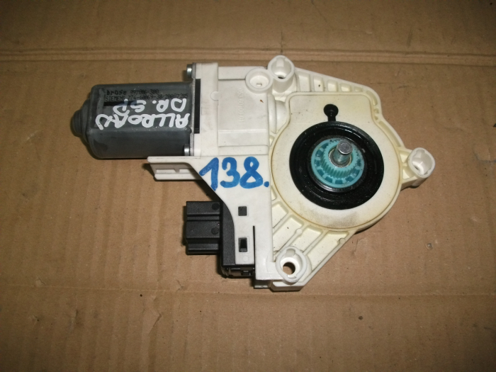 Motoras macara spate dreapta pentru audi A6 C6, cod 4F0959802F [1]