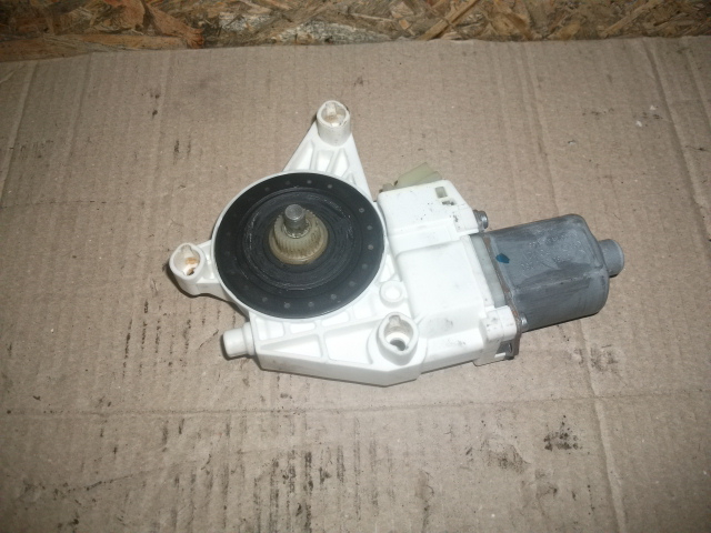 Motoras macara spate dreapta pentru Mercedes m-class w164, cod A2518200208 [2]