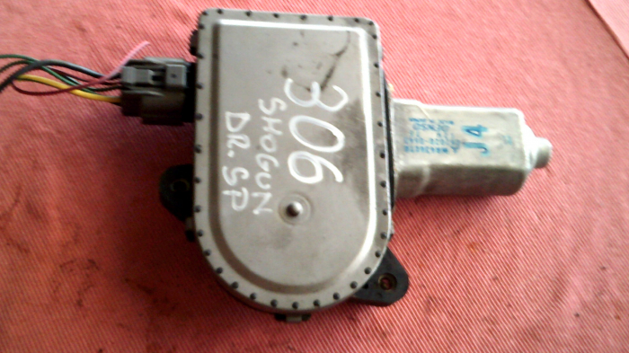 Motoras macara spate dreapta pentru MITSUbishi PAJERO V60, cod MR436870 [2]