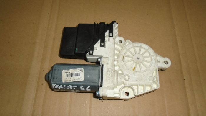 Motoras macara spate dreapta pentru Volkswagen Passat B6, cod 3C9959704 [2]