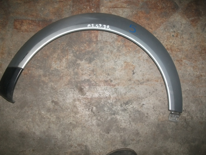 Ornament , bandou aripa spate dreapta Audi A2, an 1999-2005 culoare grii [2]