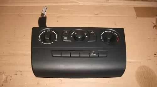 Panou comanda AC pentru BMW Seria 1 E87, cod 9162986 [1]