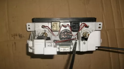 Panou comanda AC pentru Mazda Premacy , cod CB08A [2]
