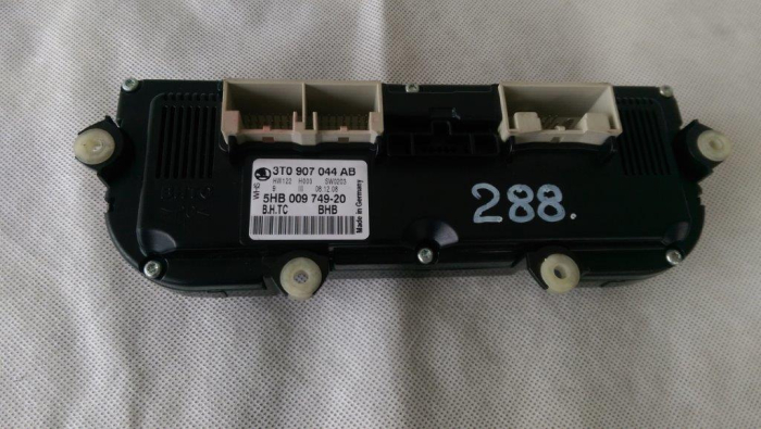 Panou comanda AC, Climatronic Skoda Octavia 2, facelift, 3T0907044AB, 5HB009749-20, an 2009-2012 [3]
