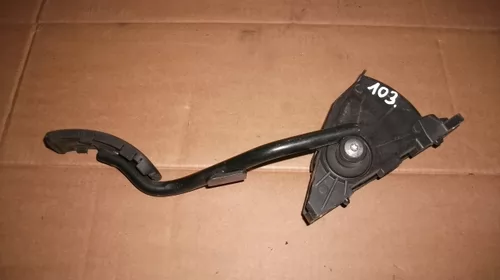 Pedala pentru Audi A2 , motorizare 1.4 diesel, cod 8Z2721523C [1]