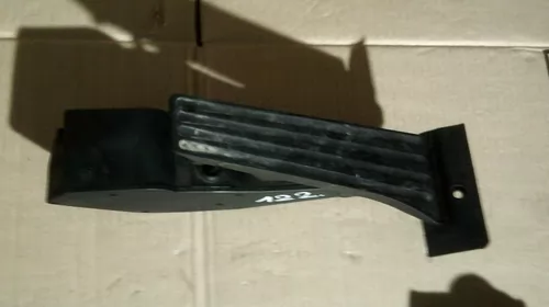 Pedala pentru BMW Seria 7 E65, motorizare 3.0 diesel, cod 6772645 [2]
