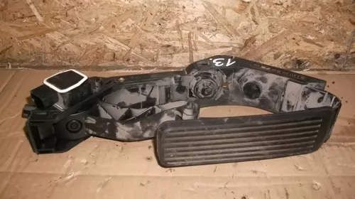 Pedala pentru Mercedes E-Class W211, motorizare 3.0 diesel, cod A2113000504 [2]