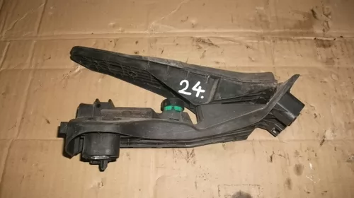 Pedala pentru Volkswagen Golf 6, motorizare 1.6 diesel, cod 1K1723503T [1]