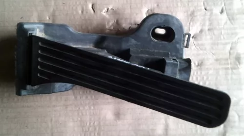 Pedala pentru Volkswagen Touran 1T, motorizare 1.9 diesel, cod 1T2721503G [2]