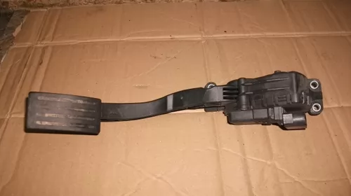 Pedala pentru Volvo V50 , motorizare 1.8 benzina, cod 4M51-9F836-BH [2]