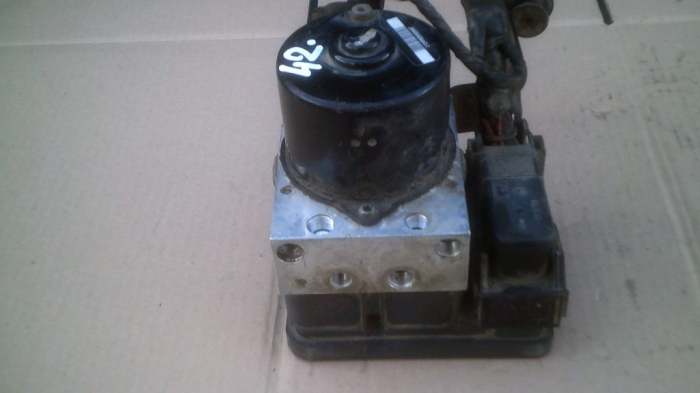Pompa ABS pentru Ford Focus 2, cod 8M51-2C405-CA   ,   100220-04004 [2]