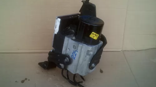Pompa Abs pentru Opel Vectra C, motorizare 1.9 diesel, cod 12773673 , 15052409 , 155994401C [3]
